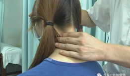 大姑娘揪痧脖子视频,传统养生新体验